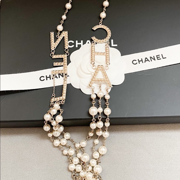 Chanel 19B Logo Strass Pearl Multi-StrandNecklace - Picture 9 of 11